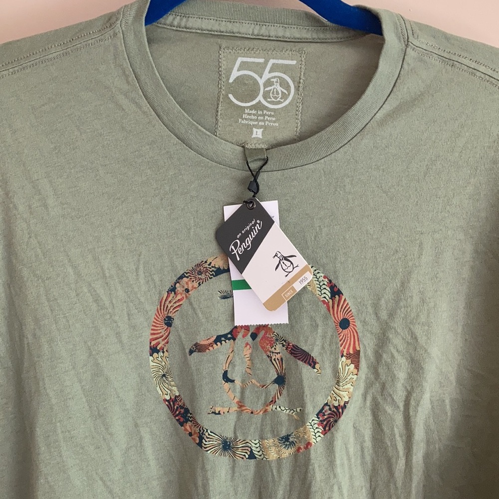 Penguin T-Shirt - Picture 5 of 6